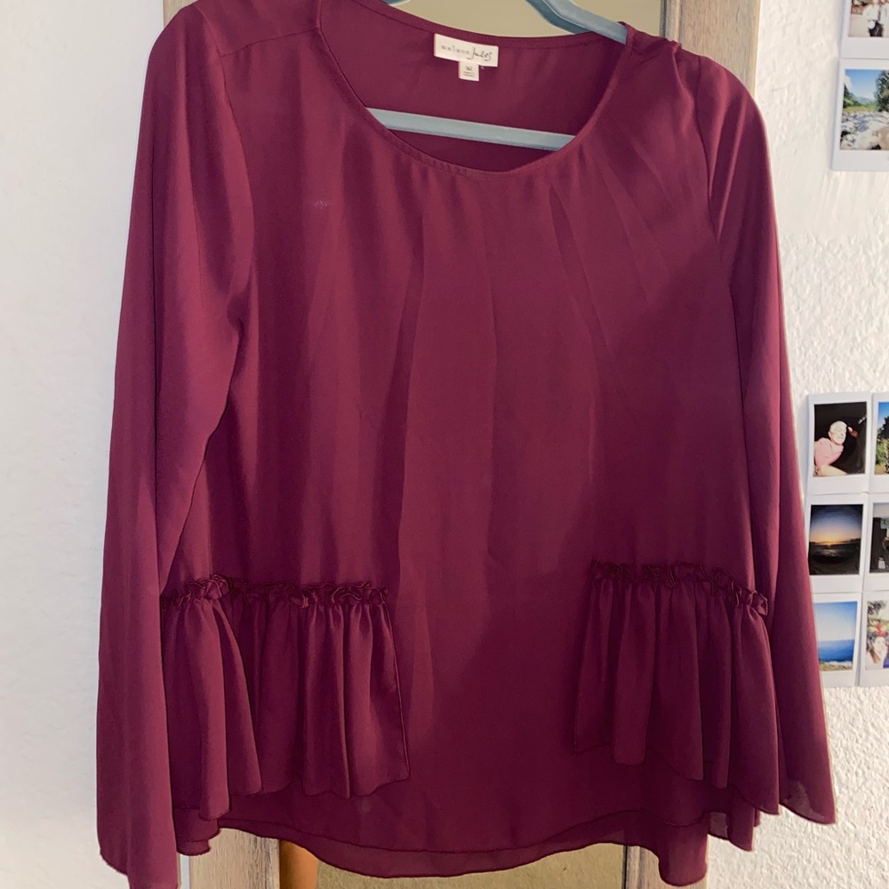 Wine long sleeve with front pockets
